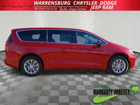 Photos of 2026 Chrysler Pacifica Select for sale in Warrensburg, MO at Warrensburg CDJR