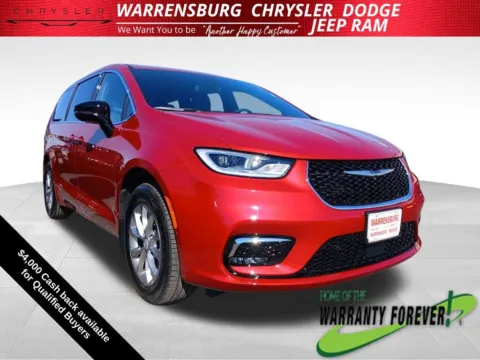 Red 2026 Chrysler Pacifica Select for sale in Warrensburg, MO