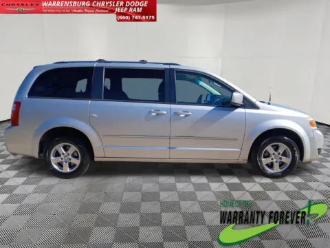 Photos of 2010 Dodge Grand Caravan SXT for sale in Warrensburg, MO at Warrensburg CDJR