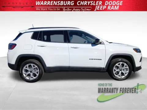 Photos of 2026 Jeep Compass Latitude for sale in Warrensburg, MO at Warrensburg CDJR