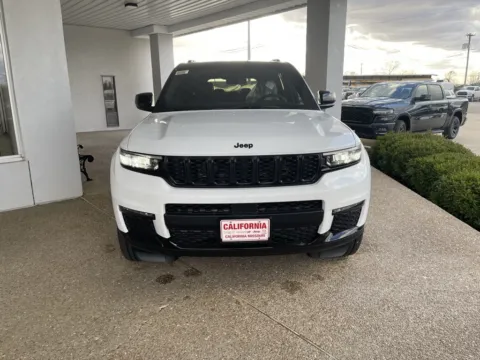 Photos of 2025 Jeep Grand Cherokee L Limited for sale in California, MO at California CDJR