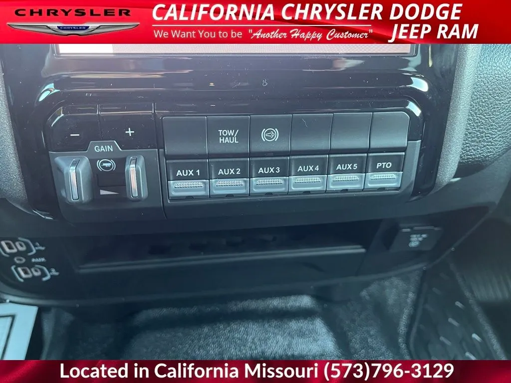 2026 RAM 3500 Chassis Tradesman - Photo 23
