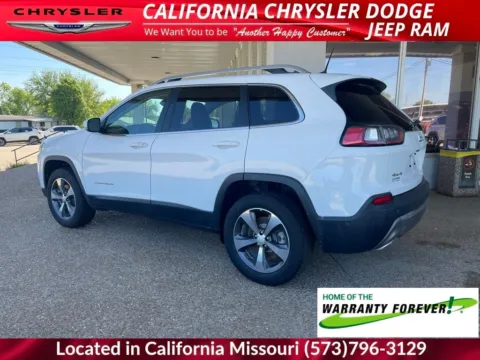 More photos of 2019 Jeep Cherokee Limited at California CDJR, MO