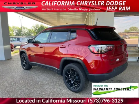 More photos of 2026 Jeep Compass Latitude at California CDJR, MO
