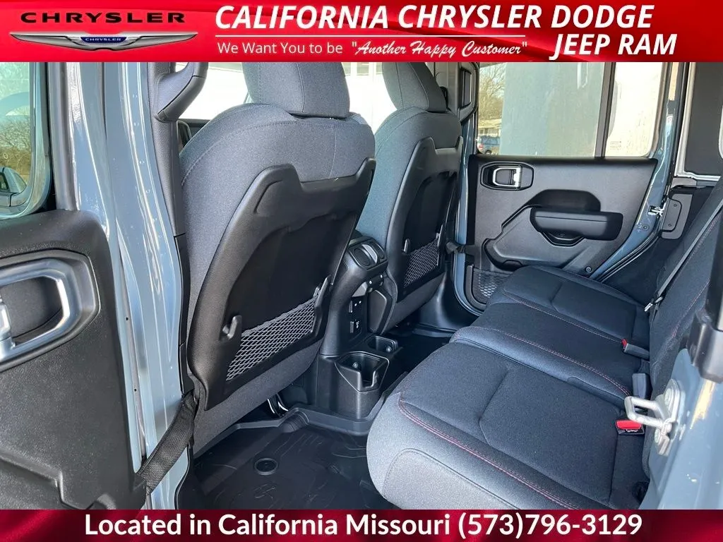 2026 Jeep Wrangler 4-Door Rubicon - Photo 10