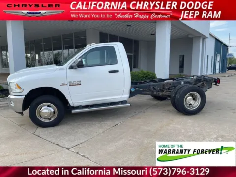 More photos of 2015 Ram 3500 Tradesman at California CDJR, MO