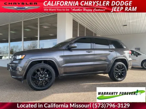 More photos of 2019 Jeep Grand Cherokee Altitude at California CDJR, MO
