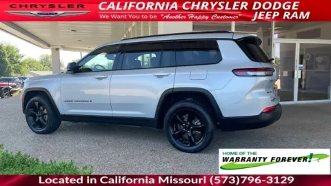 More photos of 2023 Jeep Grand Cherokee L Limited at California CDJR, MO