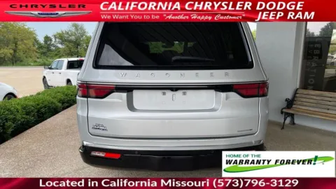 More photos of 2024 Jeep Wagoneer L Series II at California CDJR, MO