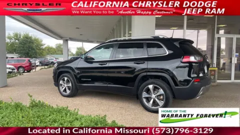 More photos of 2019 Jeep Cherokee Limited at California CDJR, MO
