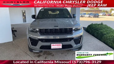 Photos of 2027 Jeep Grand Cherokee L Limited Reserve for sale in California, MO at California CDJR