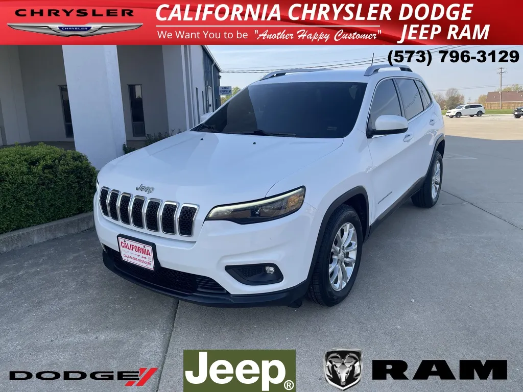 Used 2019 Jeep Cherokee Latitude with VIN 1C4PJLCBXKD248181 for sale in California, MO