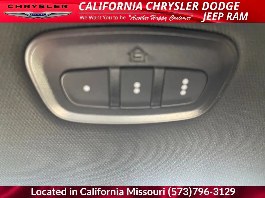 2025 RAM Ram 1500 Pickup Laramie - Photo 39