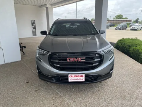 Photos of 2019 GMC Terrain SLT for sale in California, MO at California CDJR