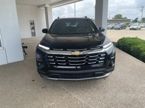 Photos of 2025 Chevrolet Equinox LT for sale in California, MO at California CDJR