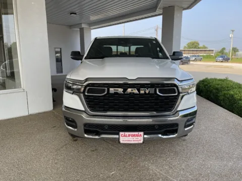 Photos of 2025 Ram 1500 Big Horn/Lone Star for sale in California, MO at California CDJR