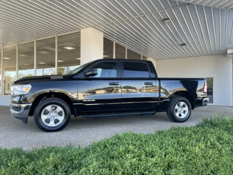 More photos of 2021 Ram 1500 Big Horn/Lone Star at California CDJR, MO