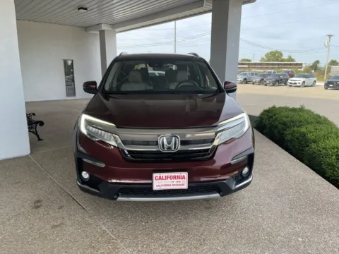 Photos of 2019 Honda Pilot Touring for sale in California, MO at California CDJR