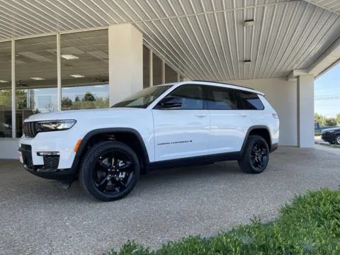 Another view of 2025 Jeep Grand Cherokee L Limited for sale in California, MO at California CDJR