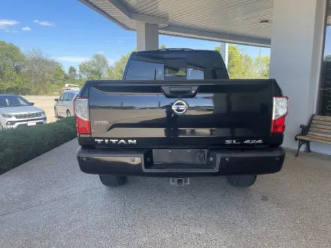 More photos of 2017 Nissan Titan SL at California CDJR, MO