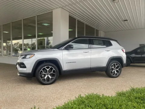 More photos of 2026 Jeep Compass Limited at California CDJR, MO