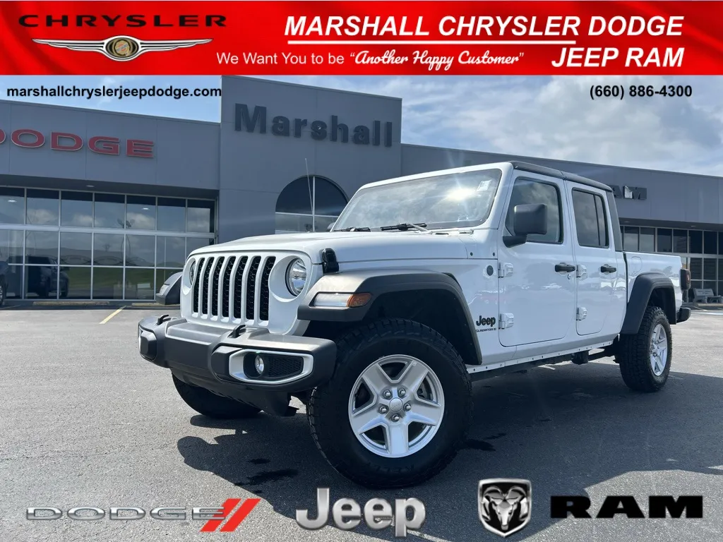 White 2023 Jeep Gladiator Sport for sale in Marshall, MO