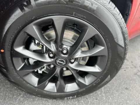 Photos of 2025 Chrysler Pacifica Select for sale in Marshall, MO at Marshall CDJR
