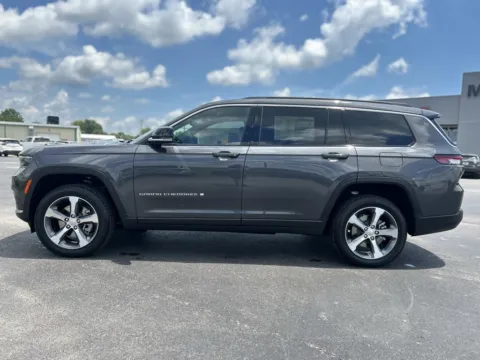 Another view of 2025 Jeep Grand Cherokee L Limited for sale in Marshall, MO at Marshall CDJR