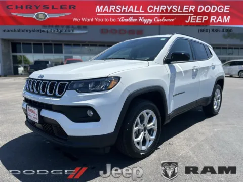 White 2025 Jeep Compass Latitude for sale in Marshall, MO