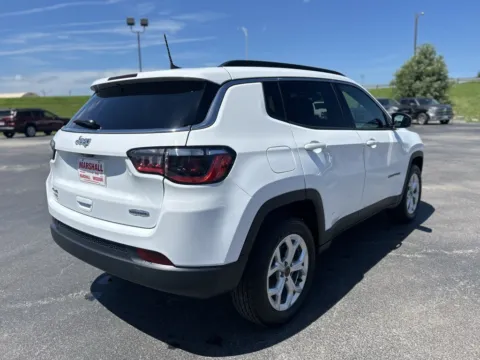 More photos of 2025 Jeep Compass Latitude at Marshall CDJR, MO