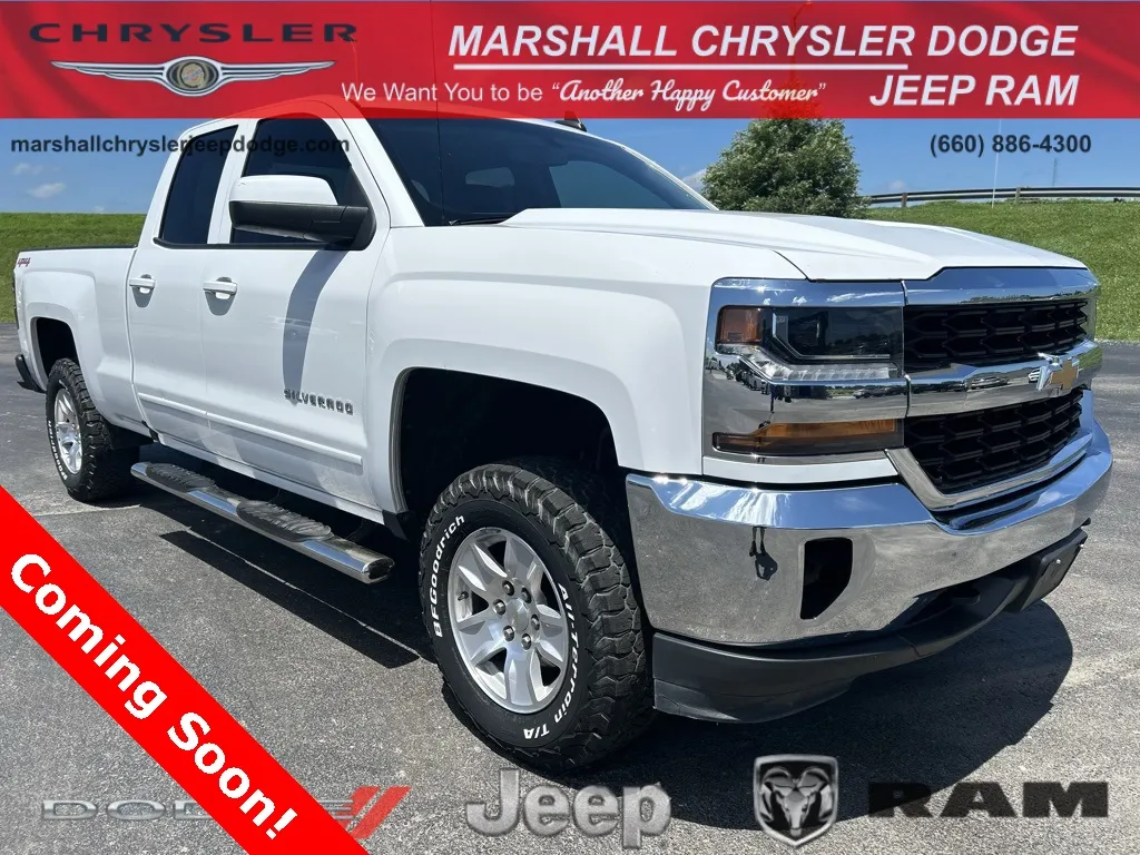 White 2018 Chevrolet Silverado 1500 LT for sale in Marshall, MO