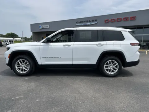 Another view of 2023 Jeep Grand Cherokee L Laredo for sale in Marshall, MO at Marshall CDJR