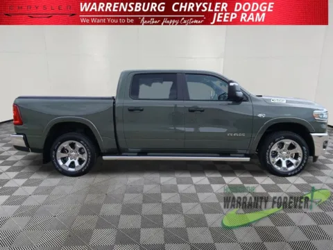 Photos of 2026 Ram 1500 Big Horn/Lone Star for sale in Warrensburg, MO at Warrensburg CDJR