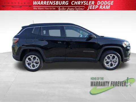 Photos of 2026 Jeep Compass Latitude for sale in Warrensburg, MO at Warrensburg CDJR