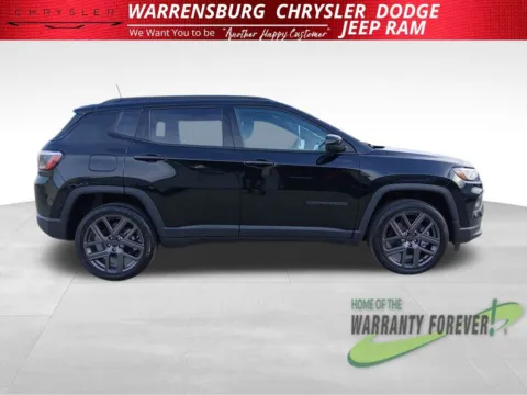Photos of 2026 Jeep Compass Latitude for sale in Warrensburg, MO at Warrensburg CDJR