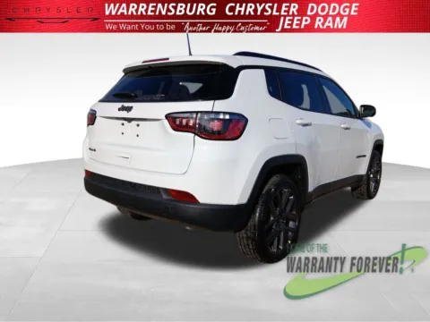 Photos of 2026 Jeep Compass Latitude for sale in Warrensburg, MO at Warrensburg CDJR