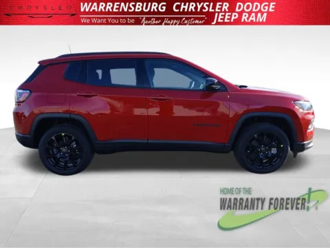 Photos of 2026 Jeep Compass Latitude for sale in Warrensburg, MO at Warrensburg CDJR