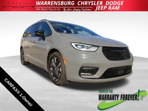 Gray 2025 Chrysler Pacifica Limited for sale in Warrensburg, MO