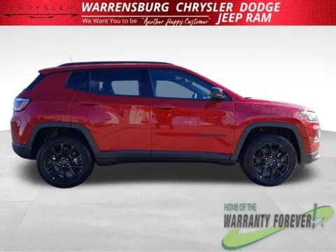 Photos of 2026 Jeep Compass Latitude for sale in Warrensburg, MO at Warrensburg CDJR