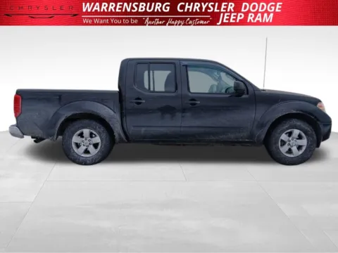 Photos of 2013 Nissan Frontier SV for sale in Warrensburg, MO at Warrensburg CDJR