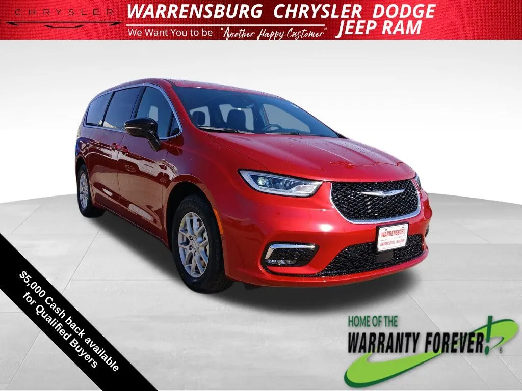 Red 2026 Chrysler Pacifica Select for sale in Warrensburg, MO