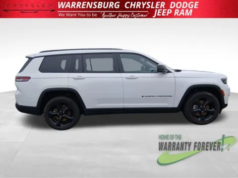 Photos of 2023 Jeep Grand Cherokee L Altitude for sale in Warrensburg, MO at Warrensburg CDJR