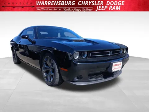 Black 2015 Dodge Challenger R/T for sale in Warrensburg, MO