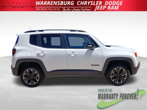 Photos of 2023 Jeep Renegade Latitude for sale in Warrensburg, MO at Warrensburg CDJR