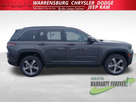 Photos of 2026 Jeep Grand Cherokee Limited for sale in Warrensburg, MO at Warrensburg CDJR