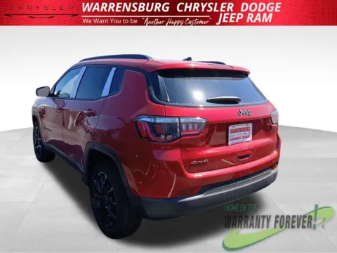 More photos of 2026 Jeep Compass Latitude at Warrensburg CDJR, MO