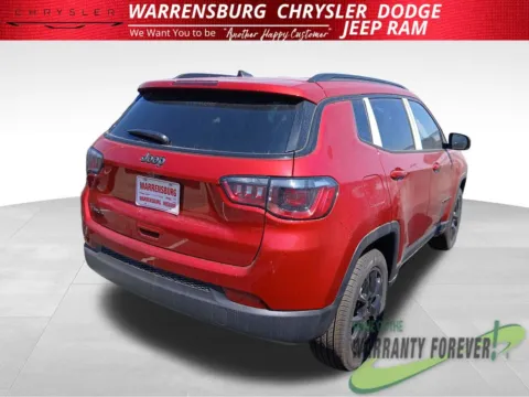 Photos of 2026 Jeep Compass Latitude for sale in Warrensburg, MO at Warrensburg CDJR