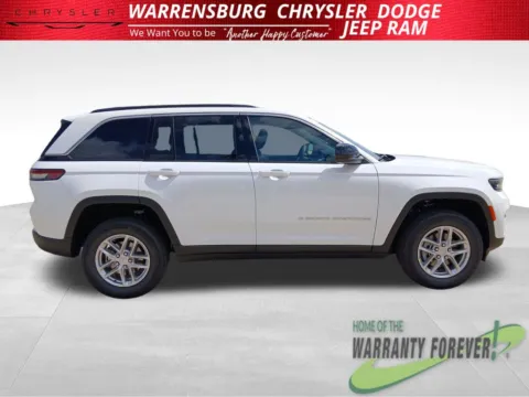 Photos of 2026 Jeep Grand Cherokee Laredo for sale in Warrensburg, MO at Warrensburg CDJR