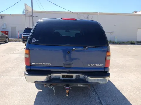 More photos of 2003 Chevrolet Suburban 1500 LS at Warrensburg CDJR, MO