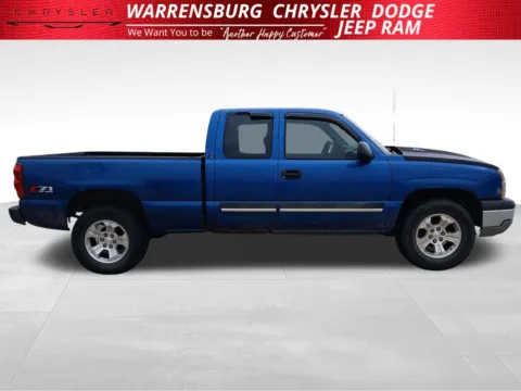 Photos of 2003 Chevrolet Silverado 1500 LS for sale in Warrensburg, MO at Warrensburg CDJR